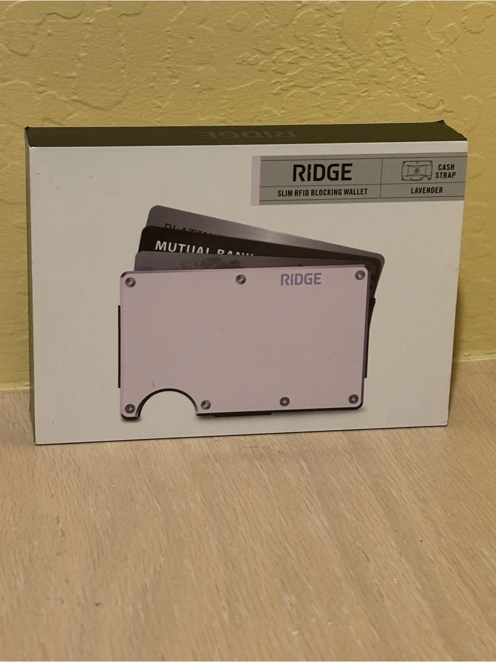 Ridge Wallet - Lavender Cash Strap